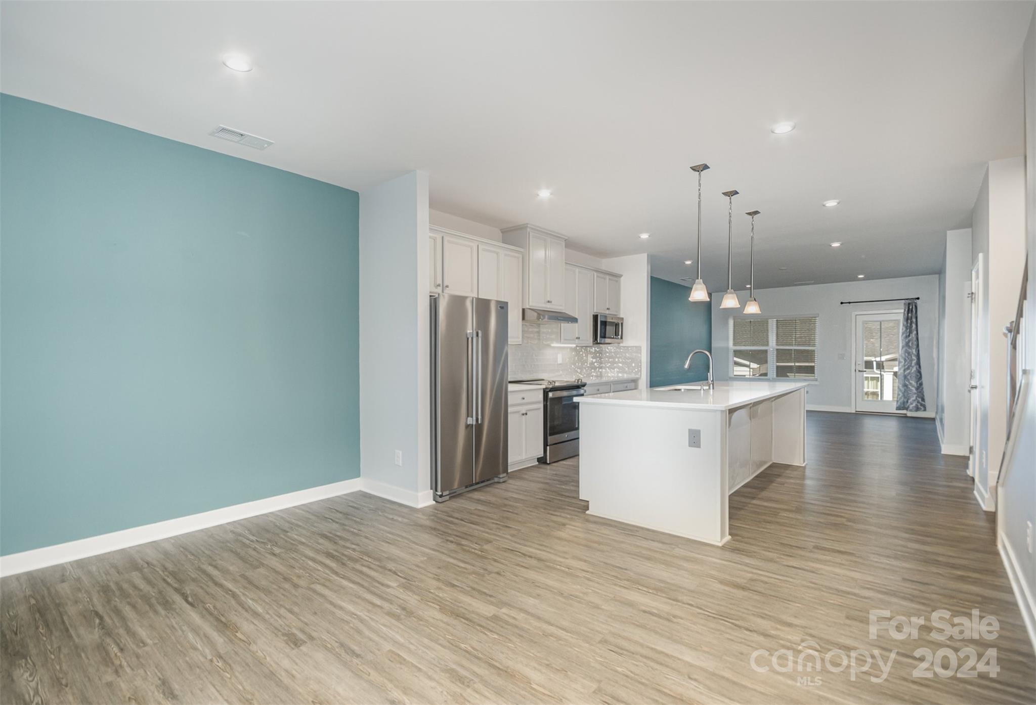 Rivercross - Residential