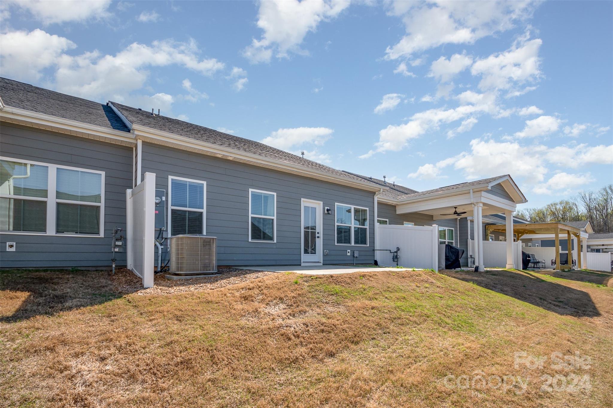 Rivercross - Residential