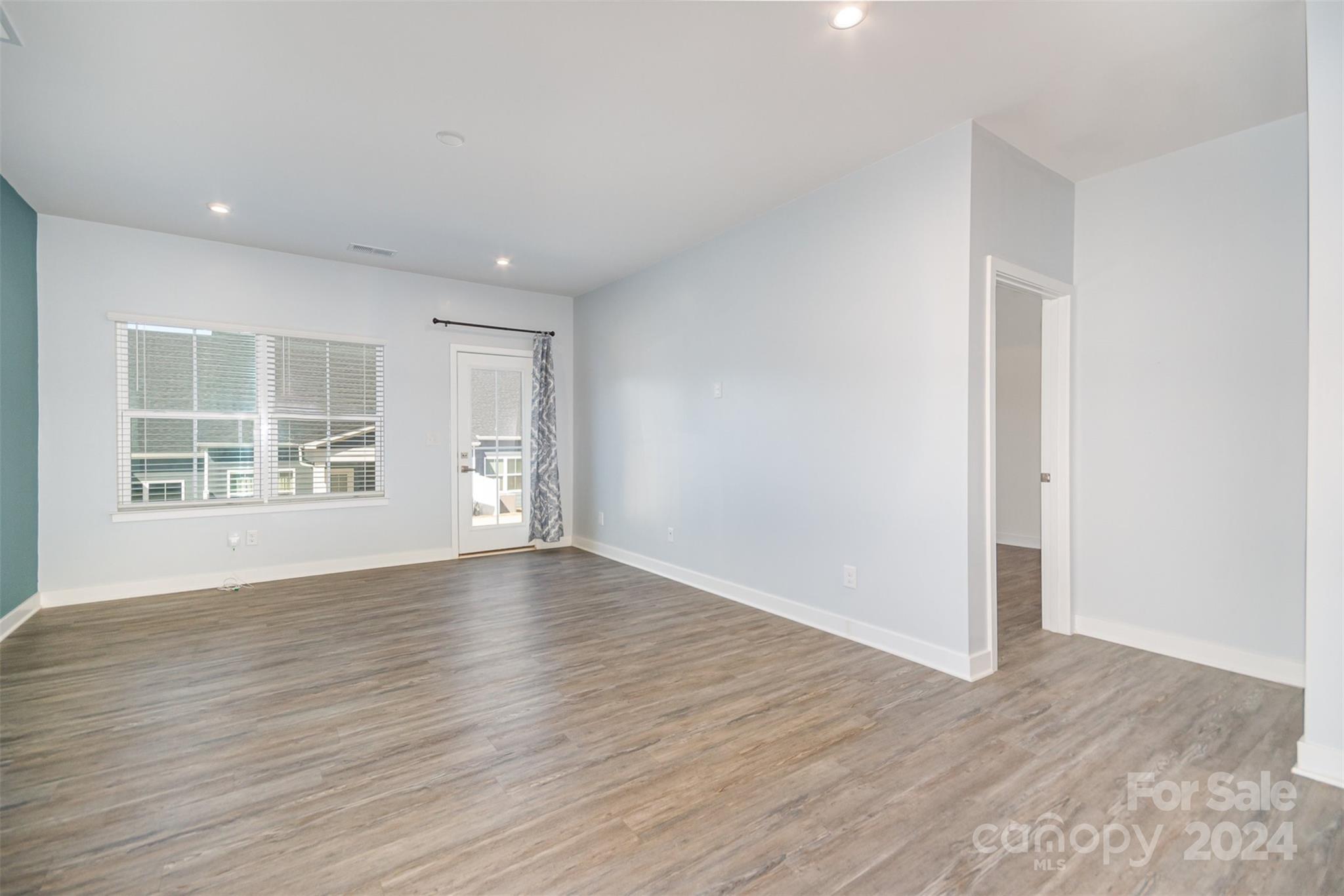 Rivercross - Residential