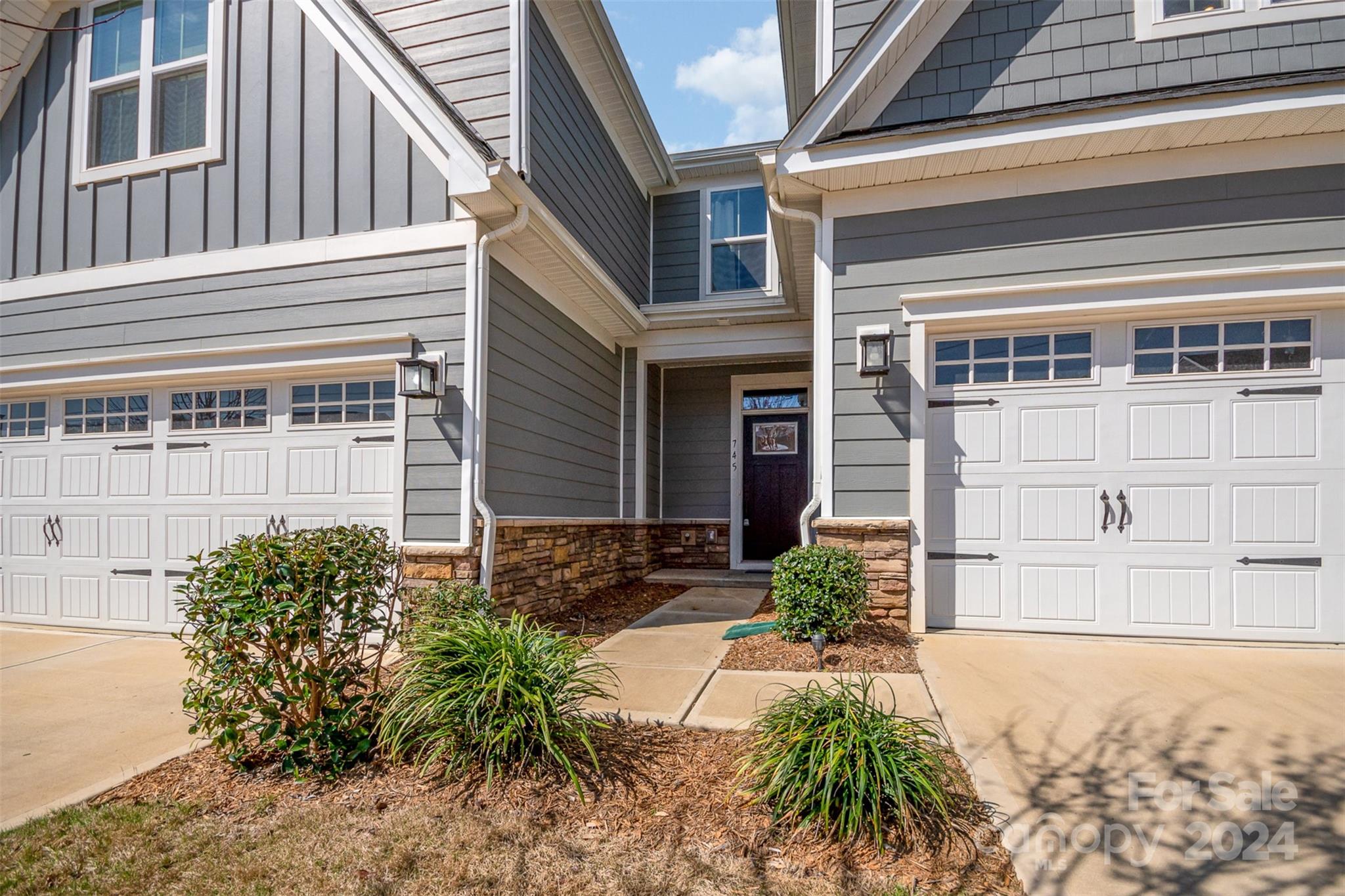 Rivercross - Residential