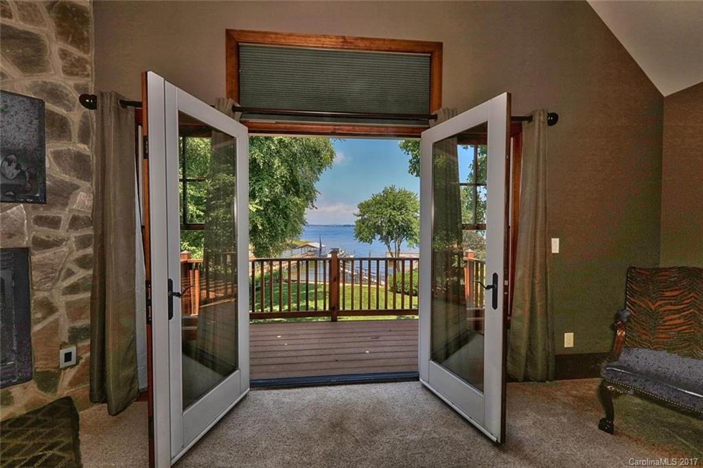 Mountain View Beach - Residential