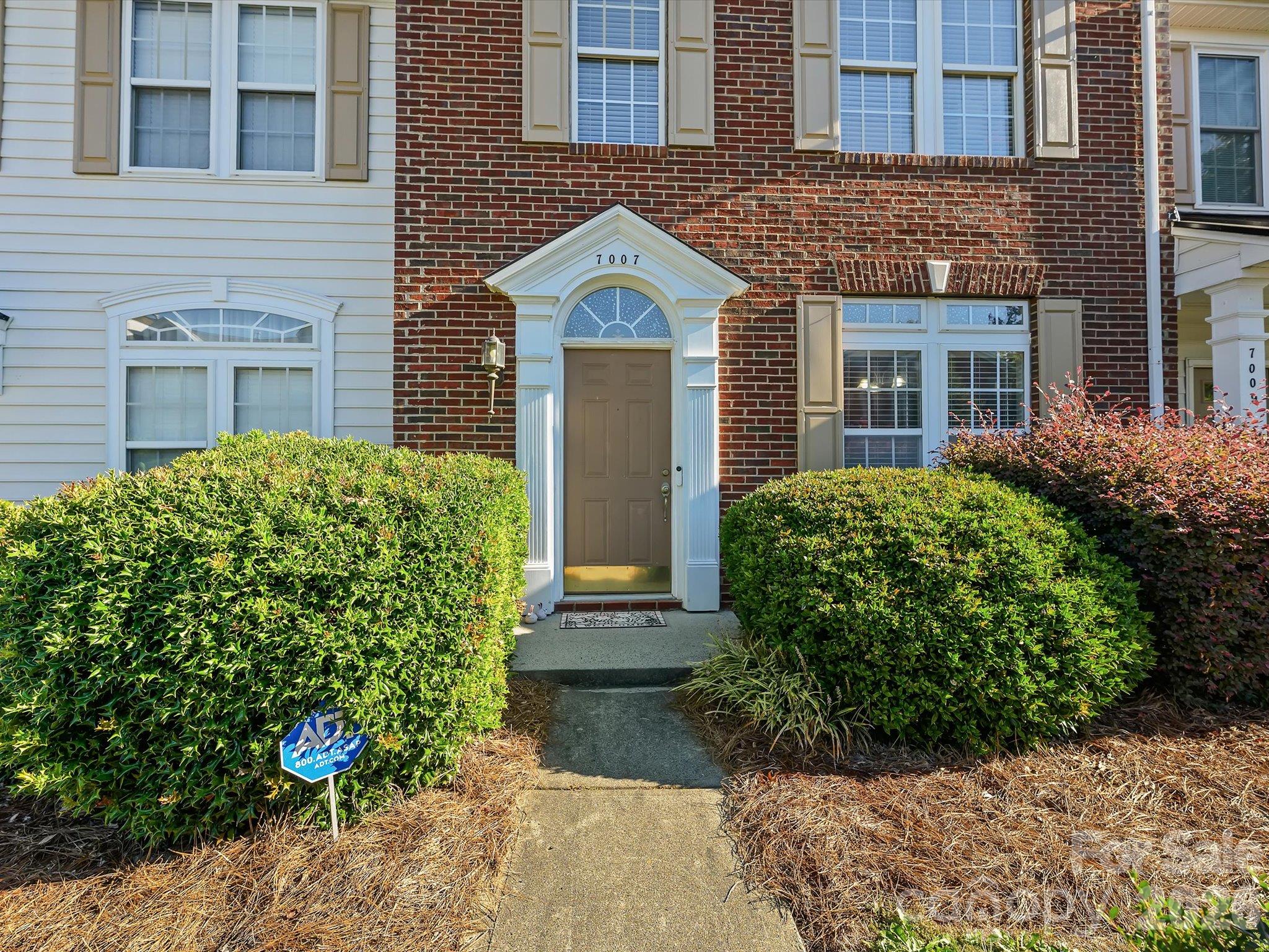 7007 Creft Circle