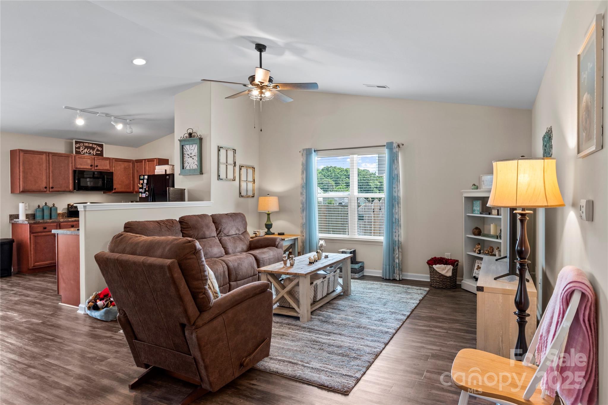 5967 Odenton Lane