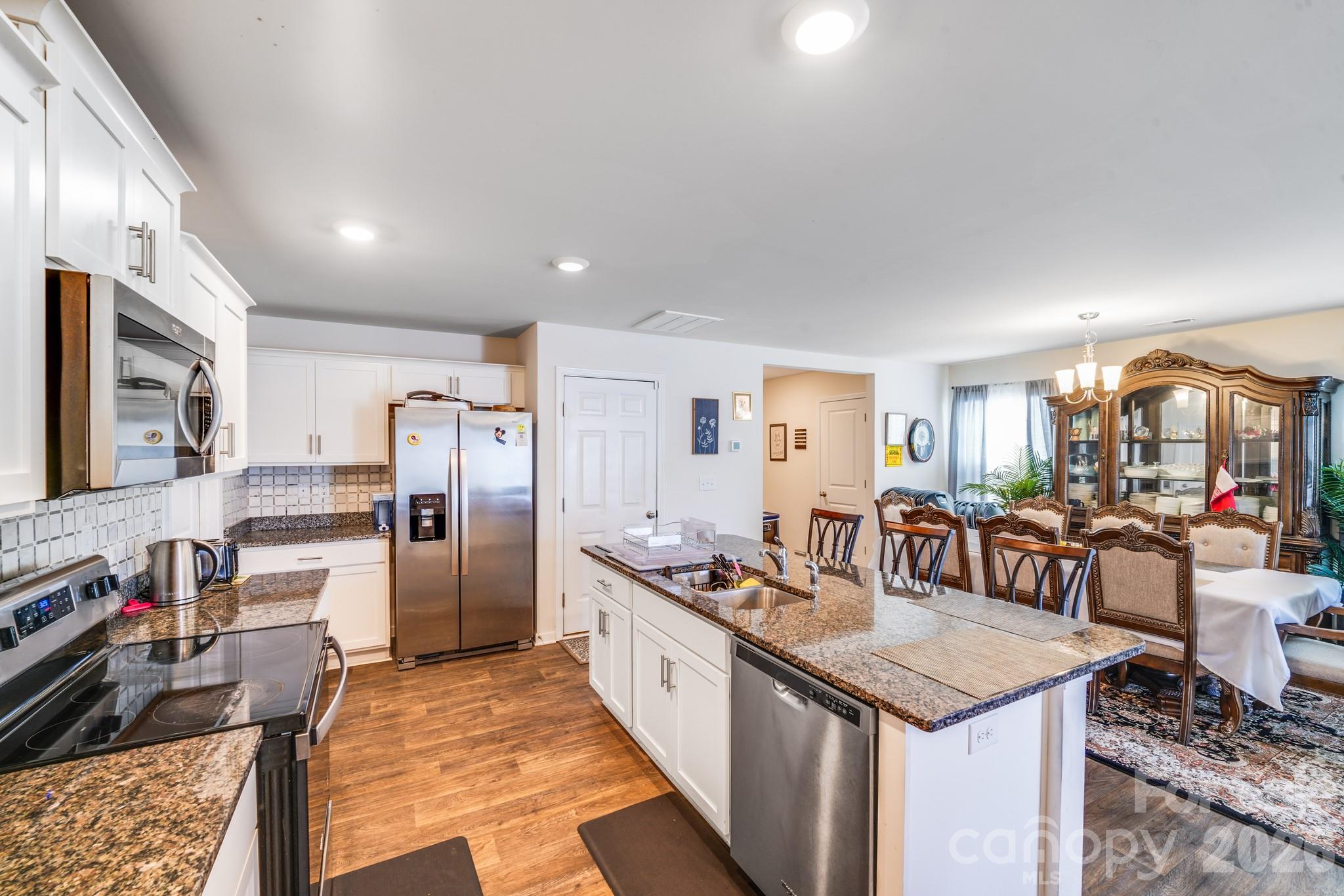 Apple Creek Village - Residential