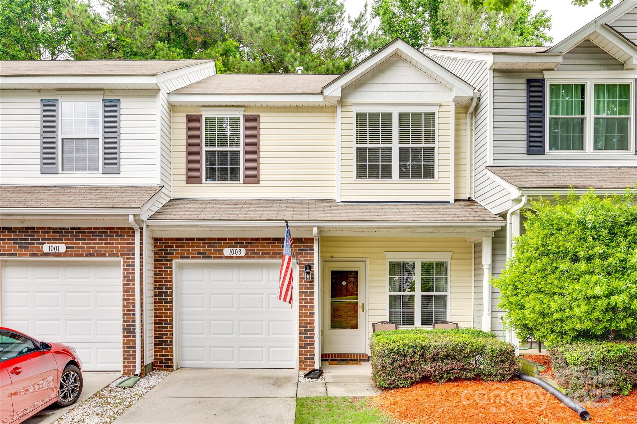 Cascades at River Crossing - Residential