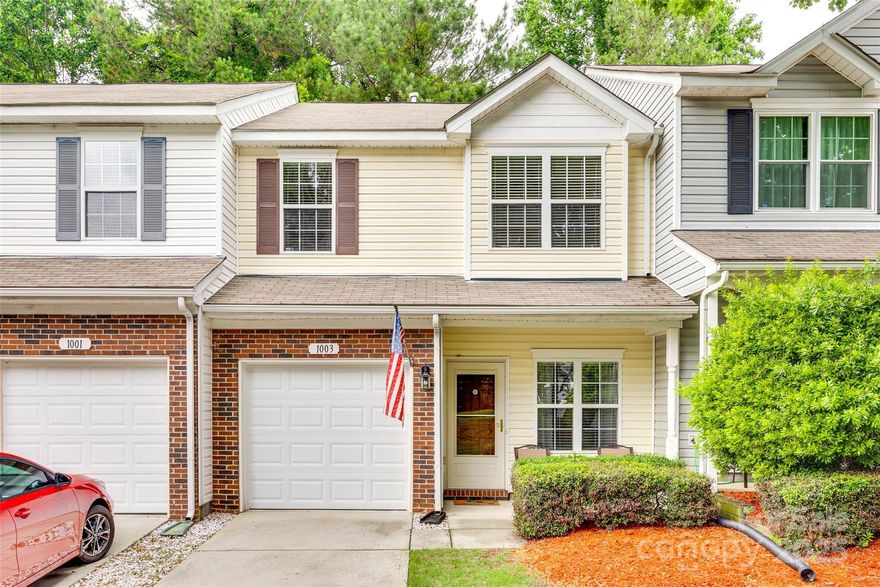 Welcome home to this charming 2-bedroom, 2.5-bath townhouse in the heart of Fort Mill! Enjoy brand new carpet throughout the upstairs and a spacious, open-concept layout perfect for modern living downstairs. Conveniently located near highway access, downtown Fort Mill, and the scenic Catawba River, this home offers both comfort and convenience. Ideal for those seeking low-maintenance living with quick access to shopping, dining, and outdoor recreation. Don’t miss this move-in ready gem!