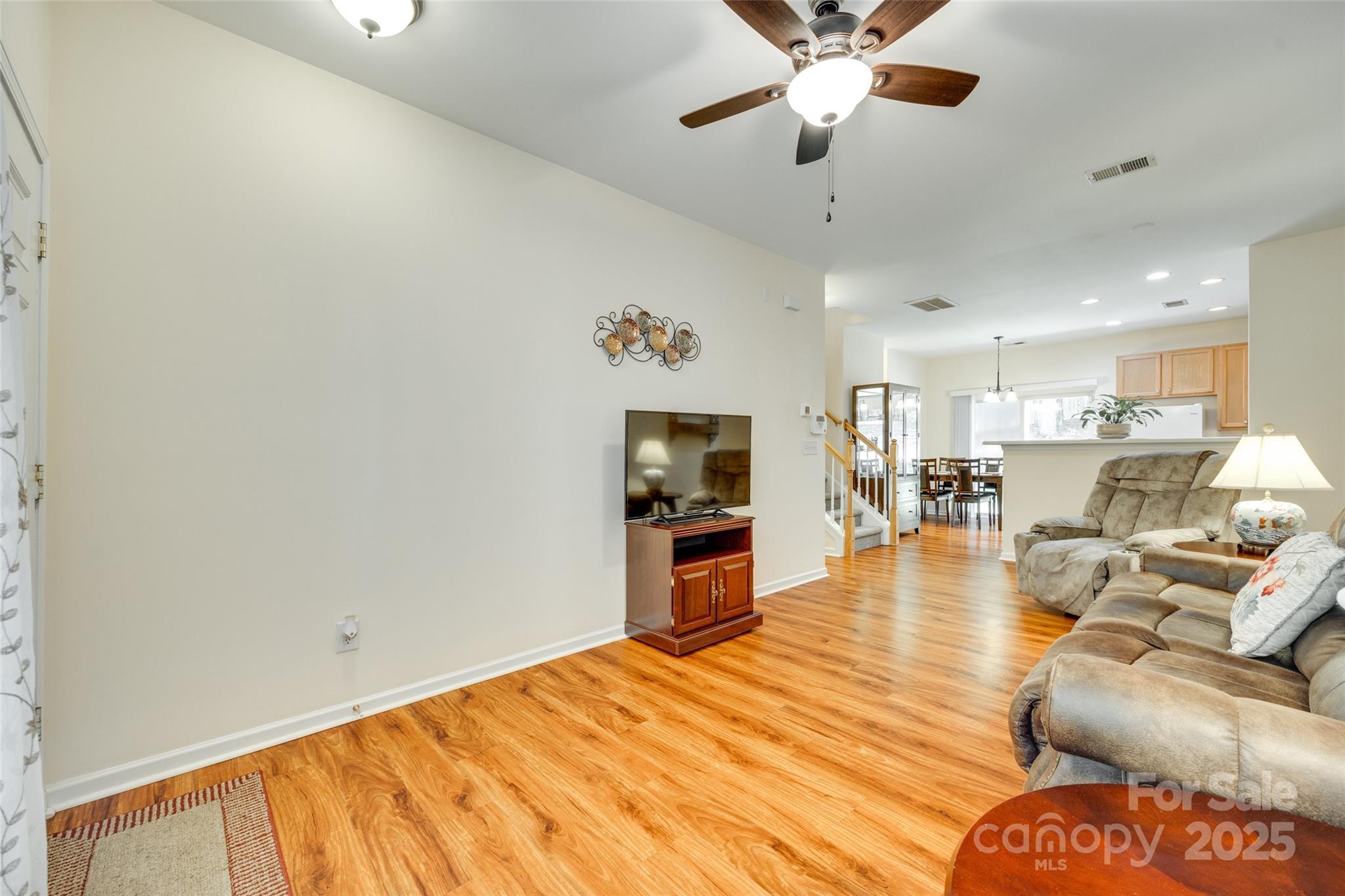 1003 Silver Spring Road