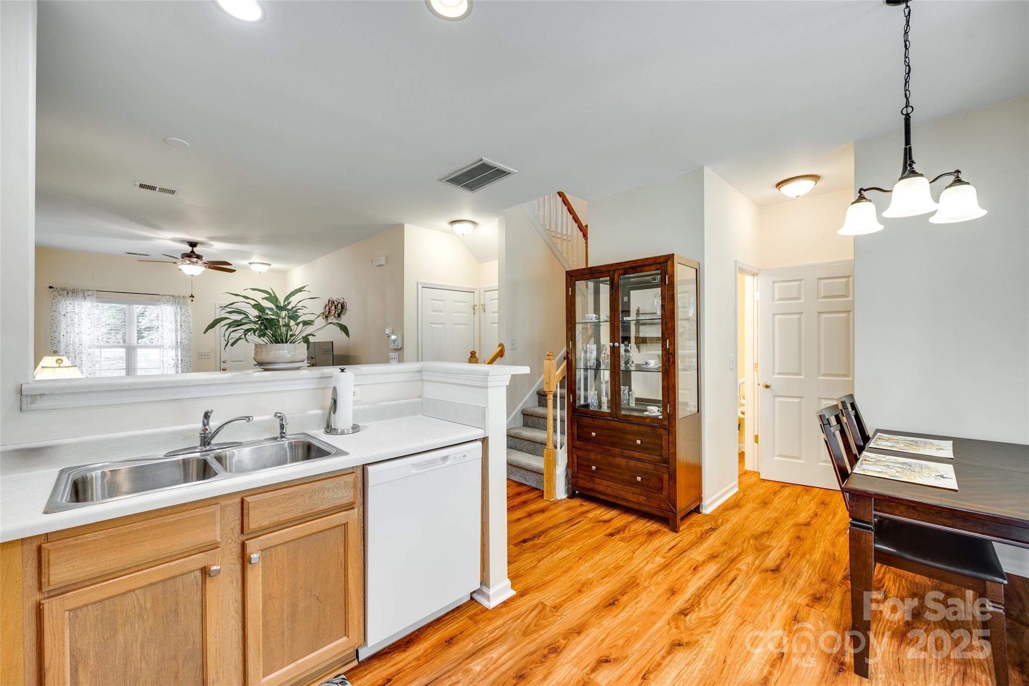 Cascades at River Crossing - Residential