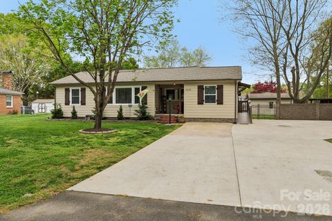 Photo of 9202 Elgin Drive, Charlotte, NC 28214 (MLS # 4359753)