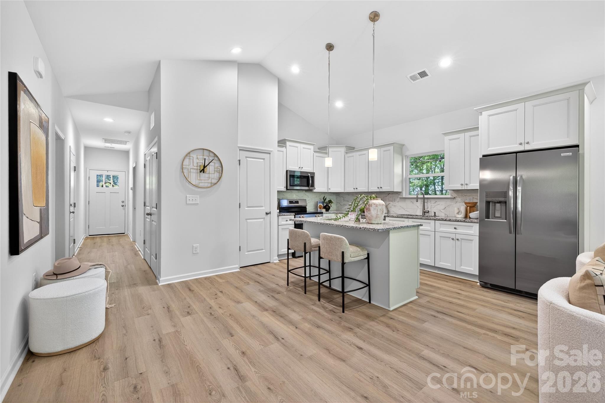 2111 S Gardner Street