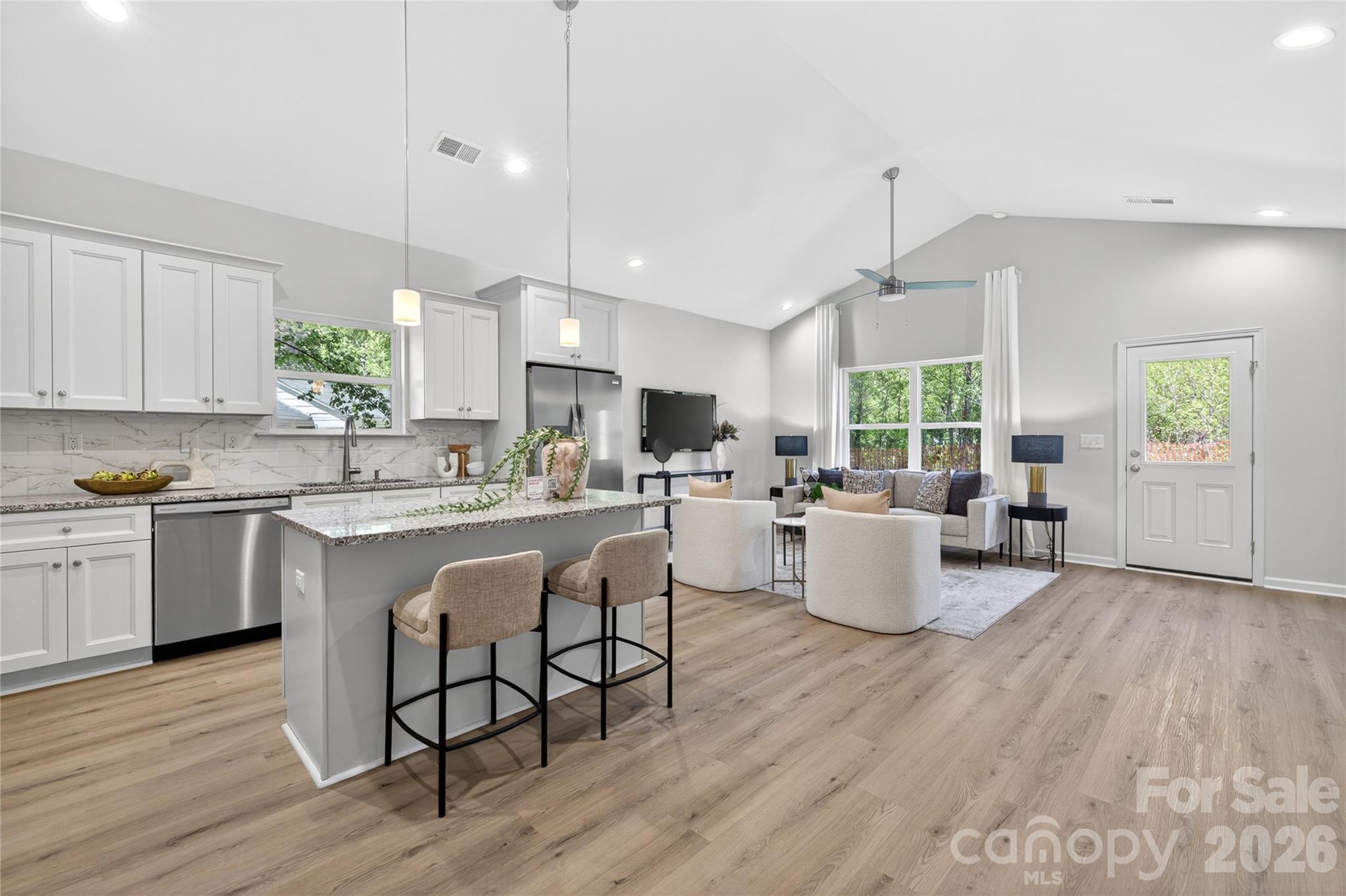 2111 S Gardner Street