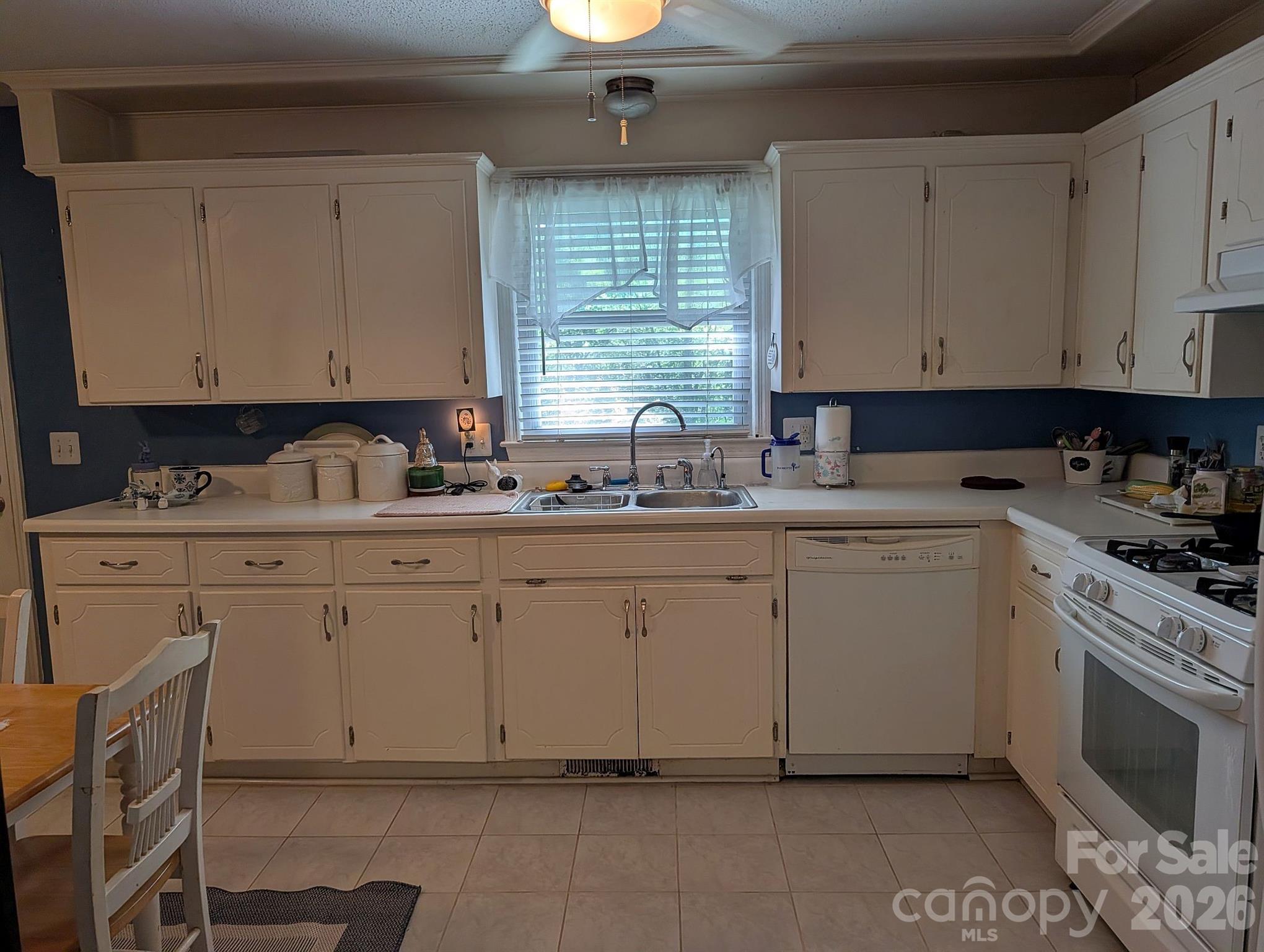 215 Swamp Fox Drive