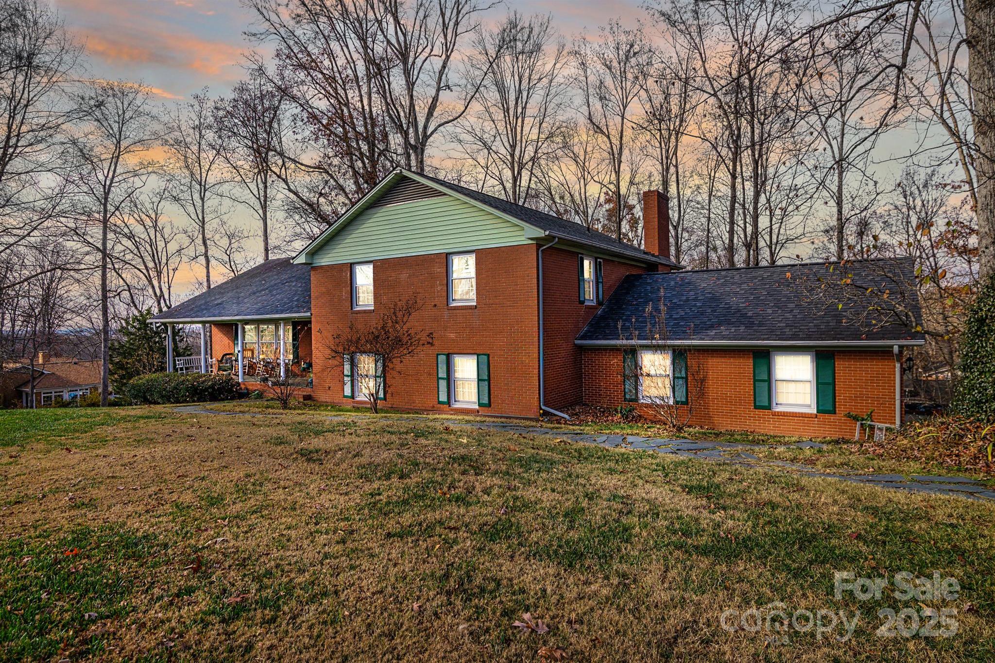 Woodcrest - Residential