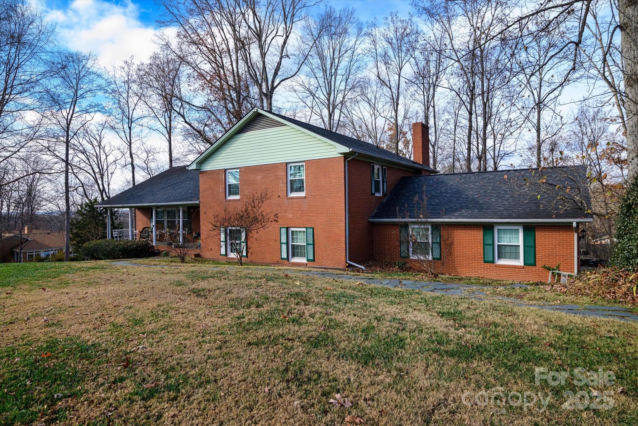 Woodcrest - Residential