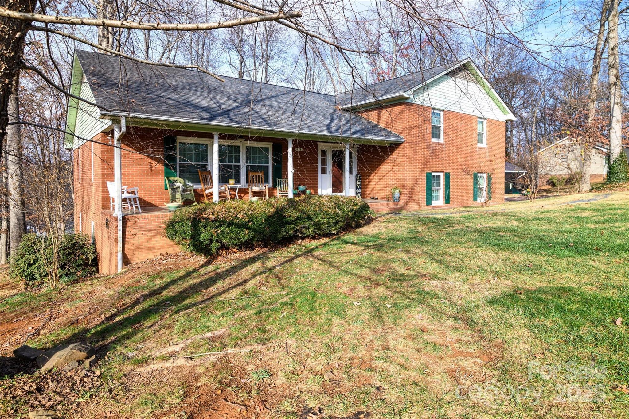 Woodcrest - Residential