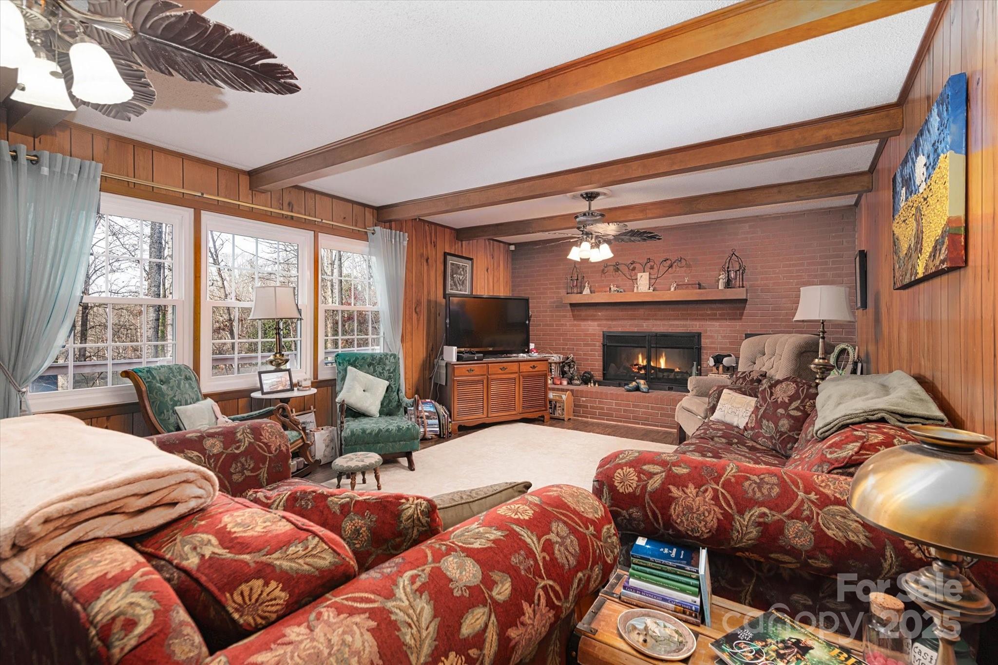 Woodcrest - Residential