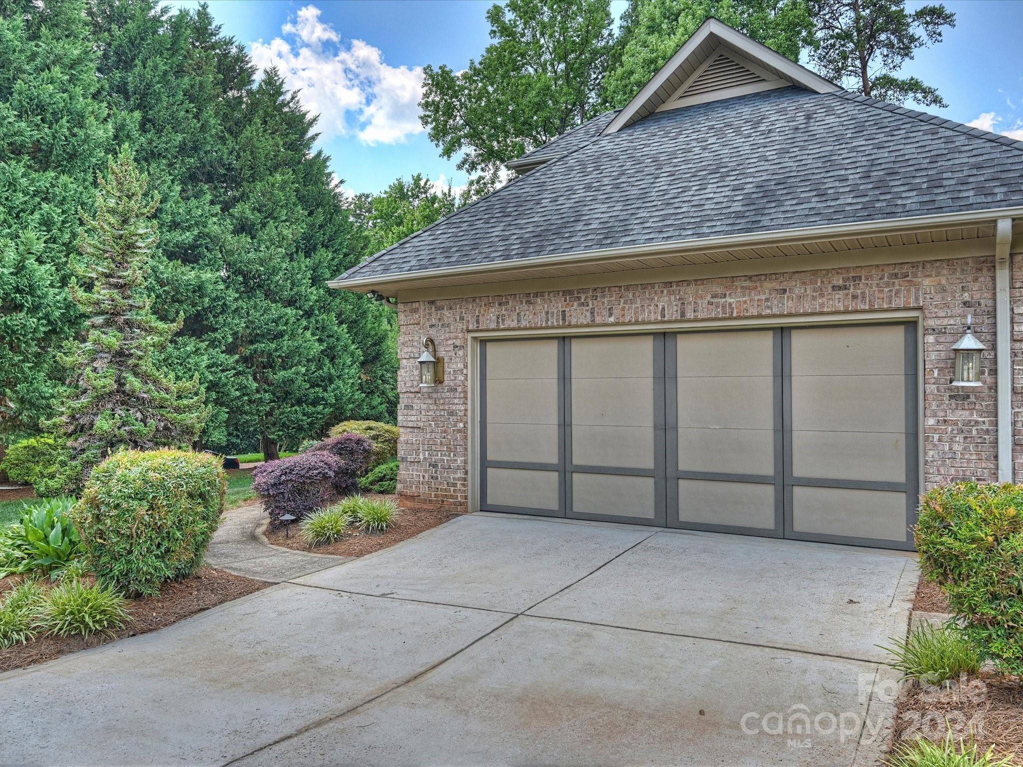 River Hills - Residential