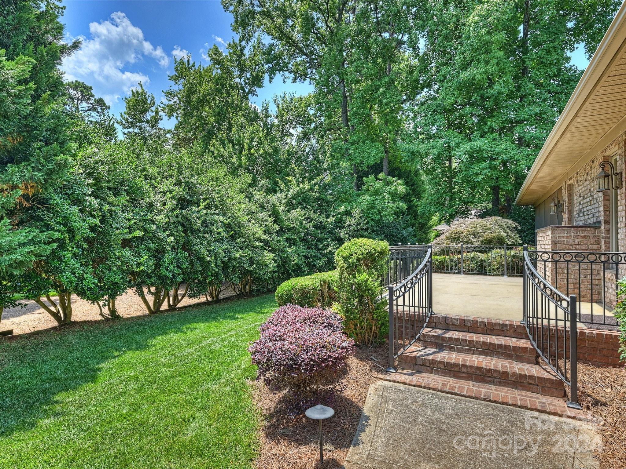 River Hills - Residential