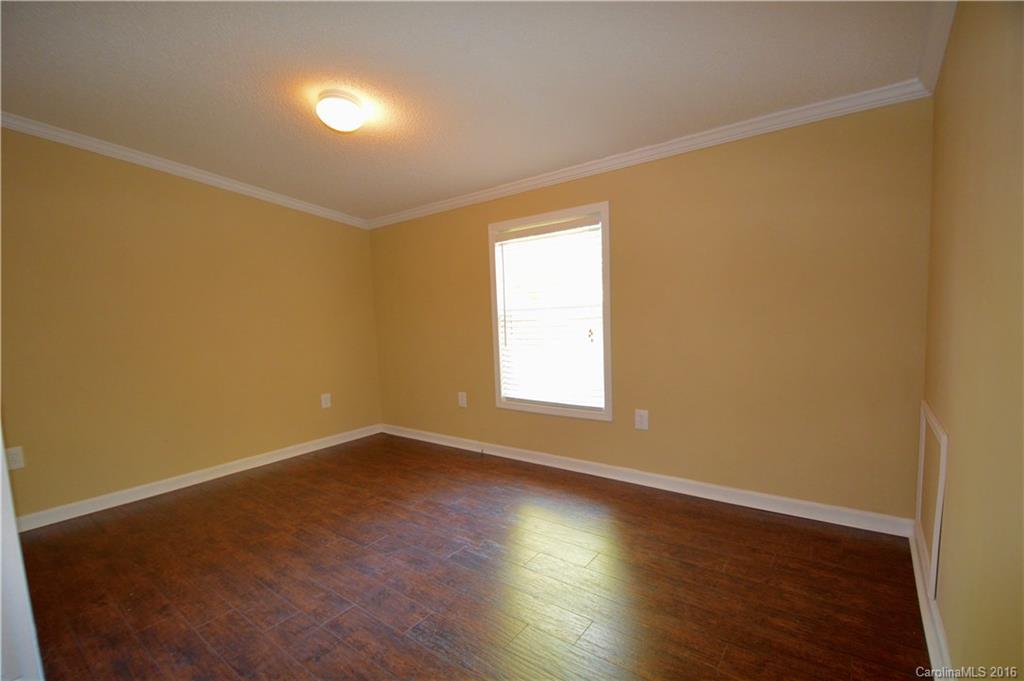 Dawson Downs - Residential
