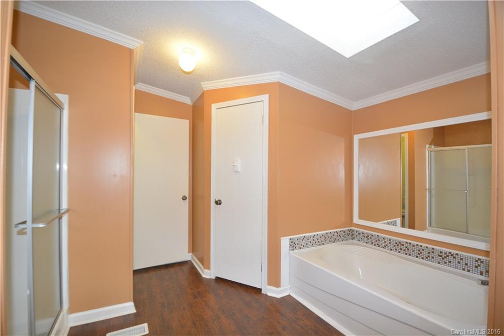 Dawson Downs - Residential