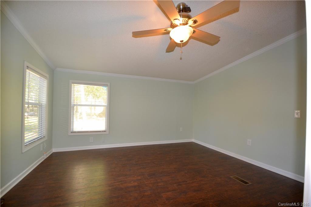 Dawson Downs - Residential