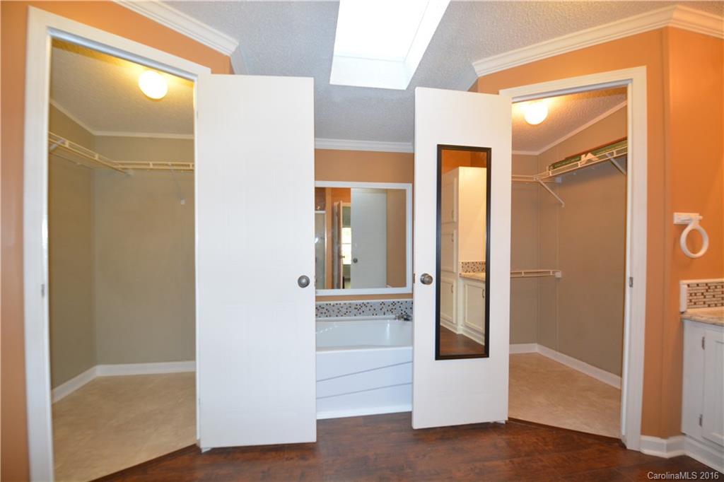 Dawson Downs - Residential