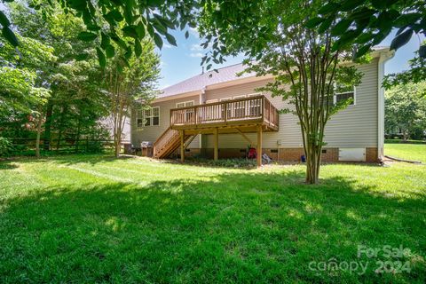 A home in Huntersville