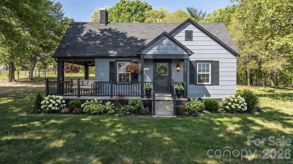 1975 THREE FORKS CHURCH RD, TAYLORSVILLE, NC 28681 - Image 24cdca5600b4d657f1155218c4e3722a/1256364115