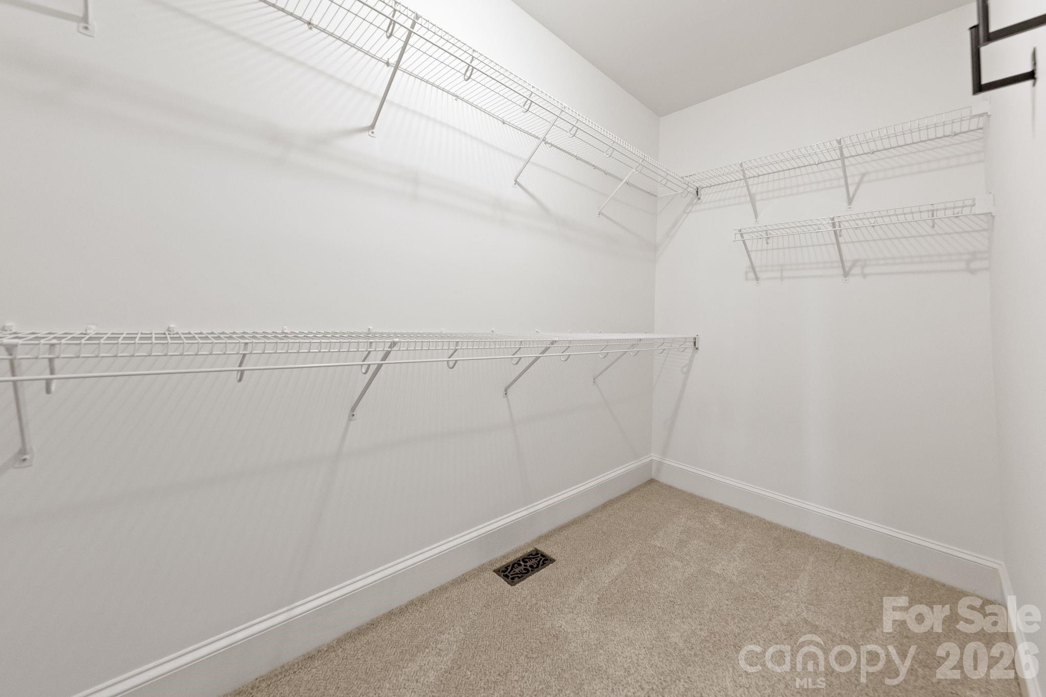 Carolando - Residential