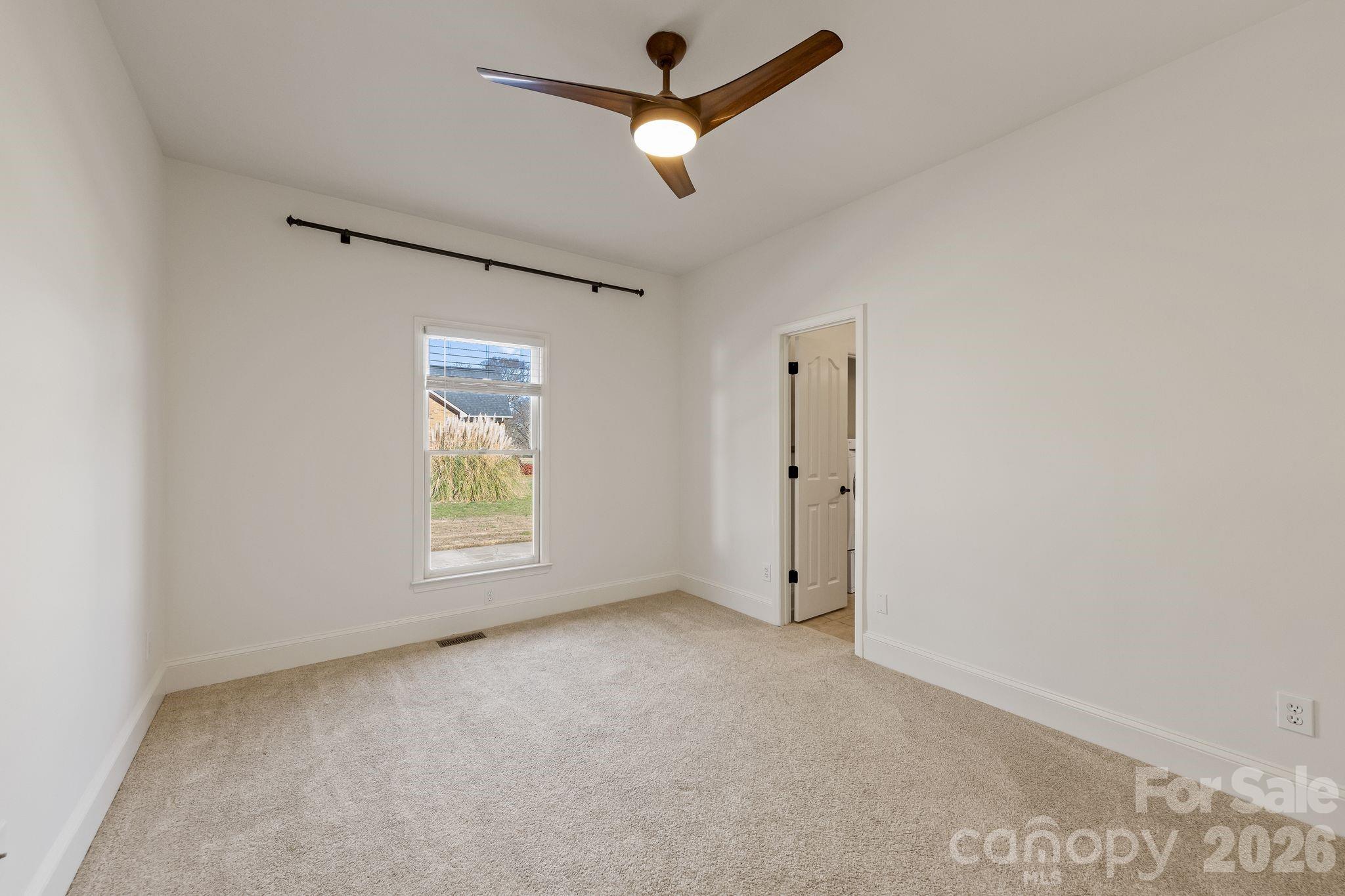 Carolando - Residential