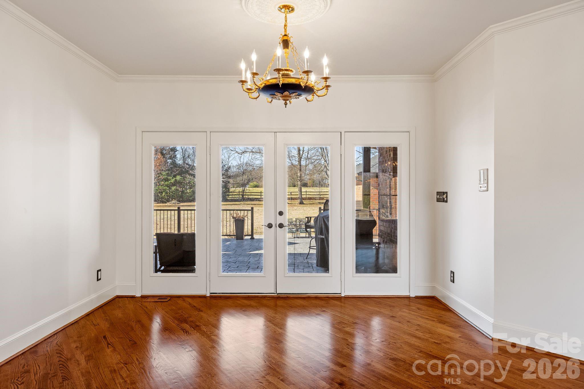 Carolando - Residential