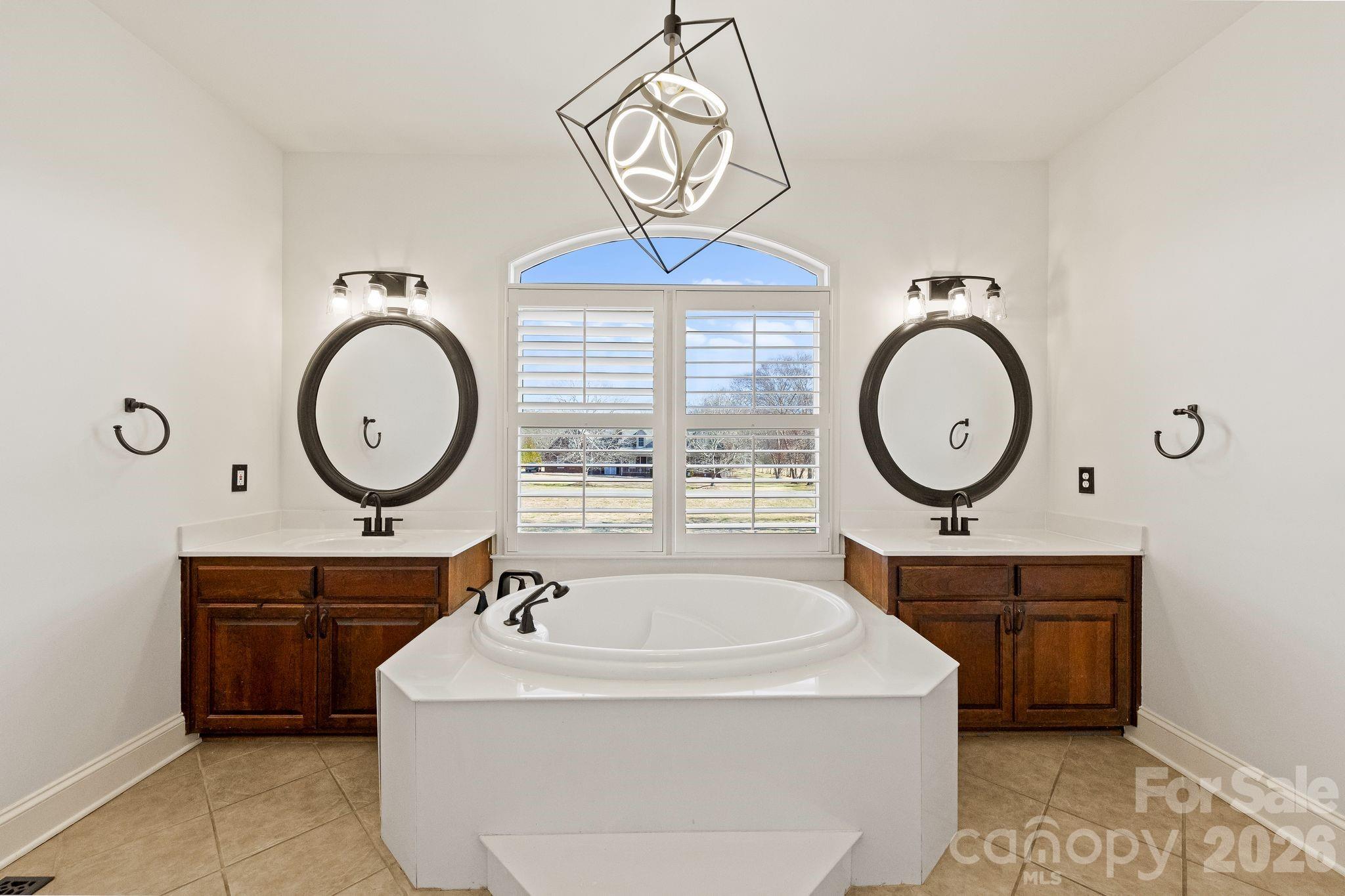 Carolando - Residential