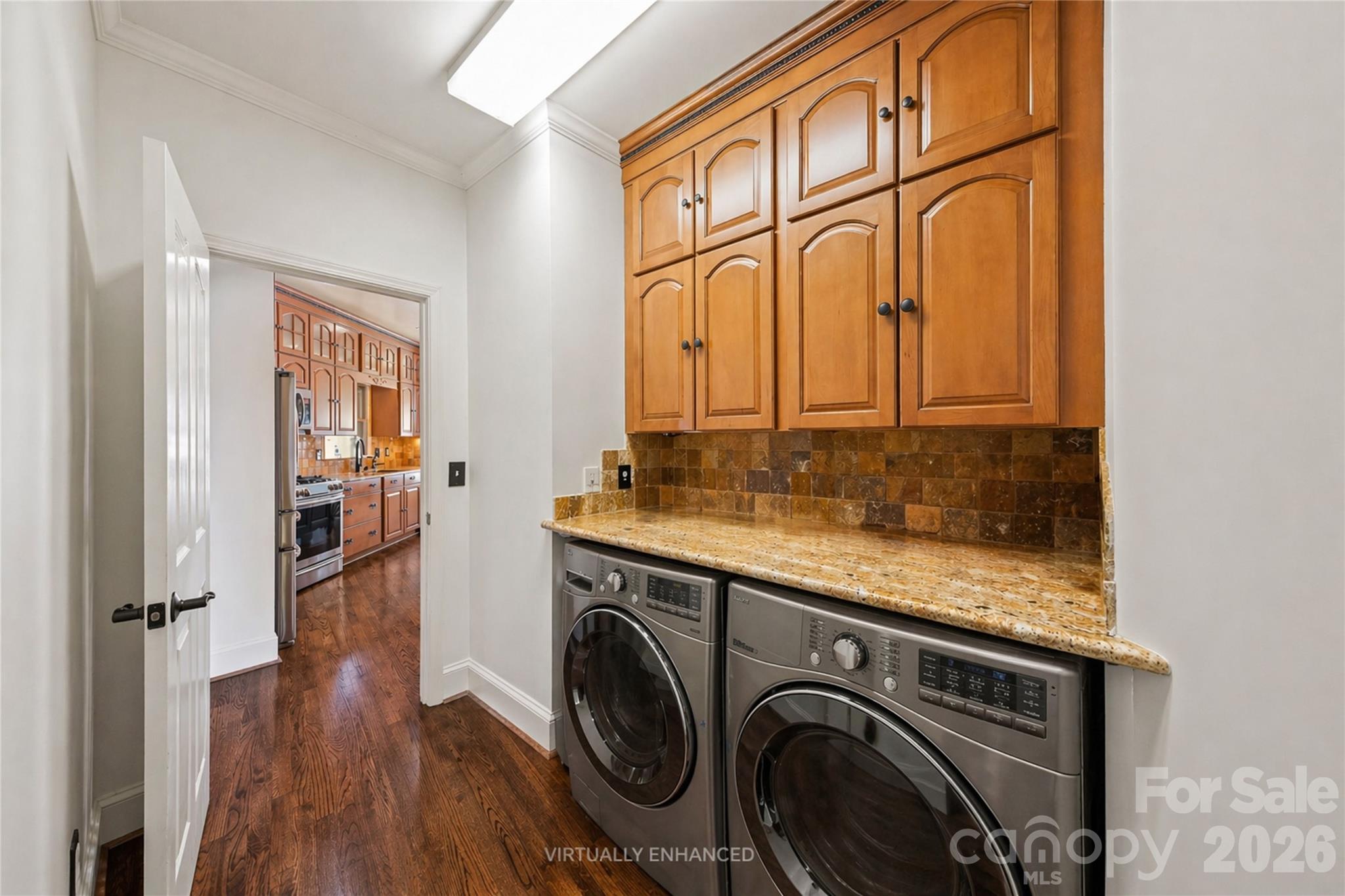 Carolando - Residential