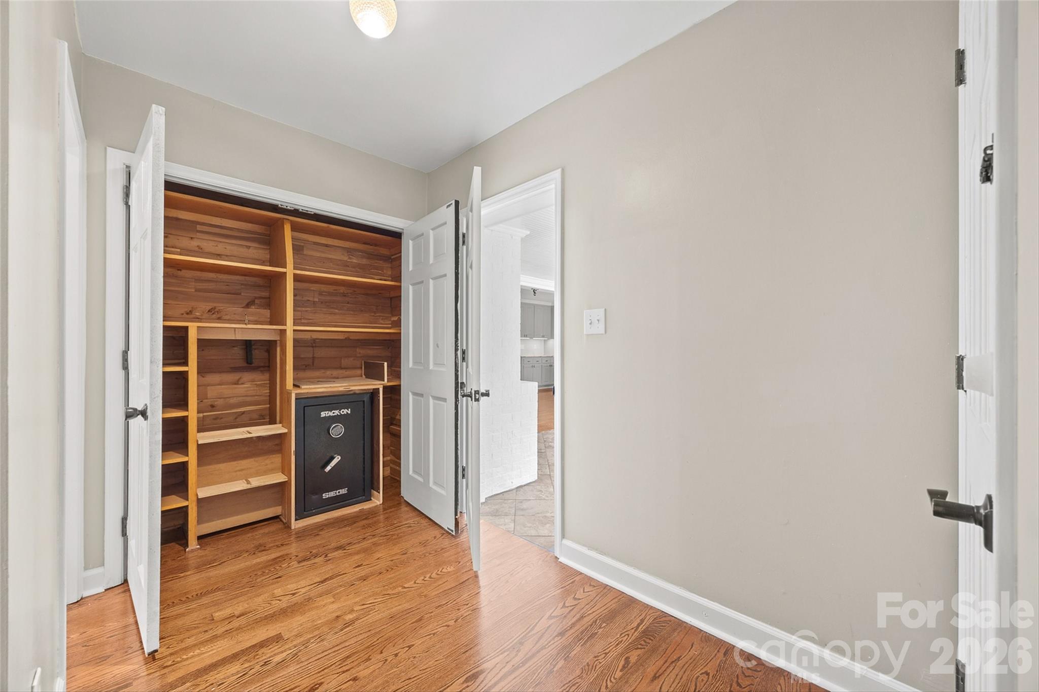 Sherwood Forest - Residential