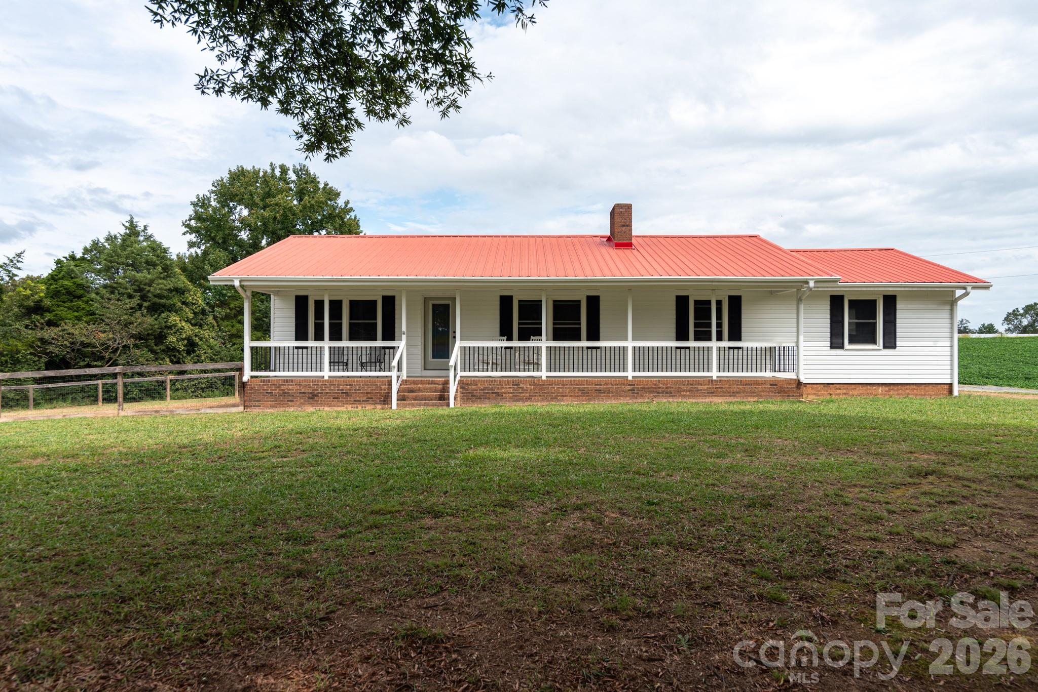 4505 E Highway 218 Highway