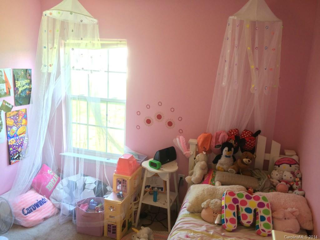 Meadowcreek - Residential