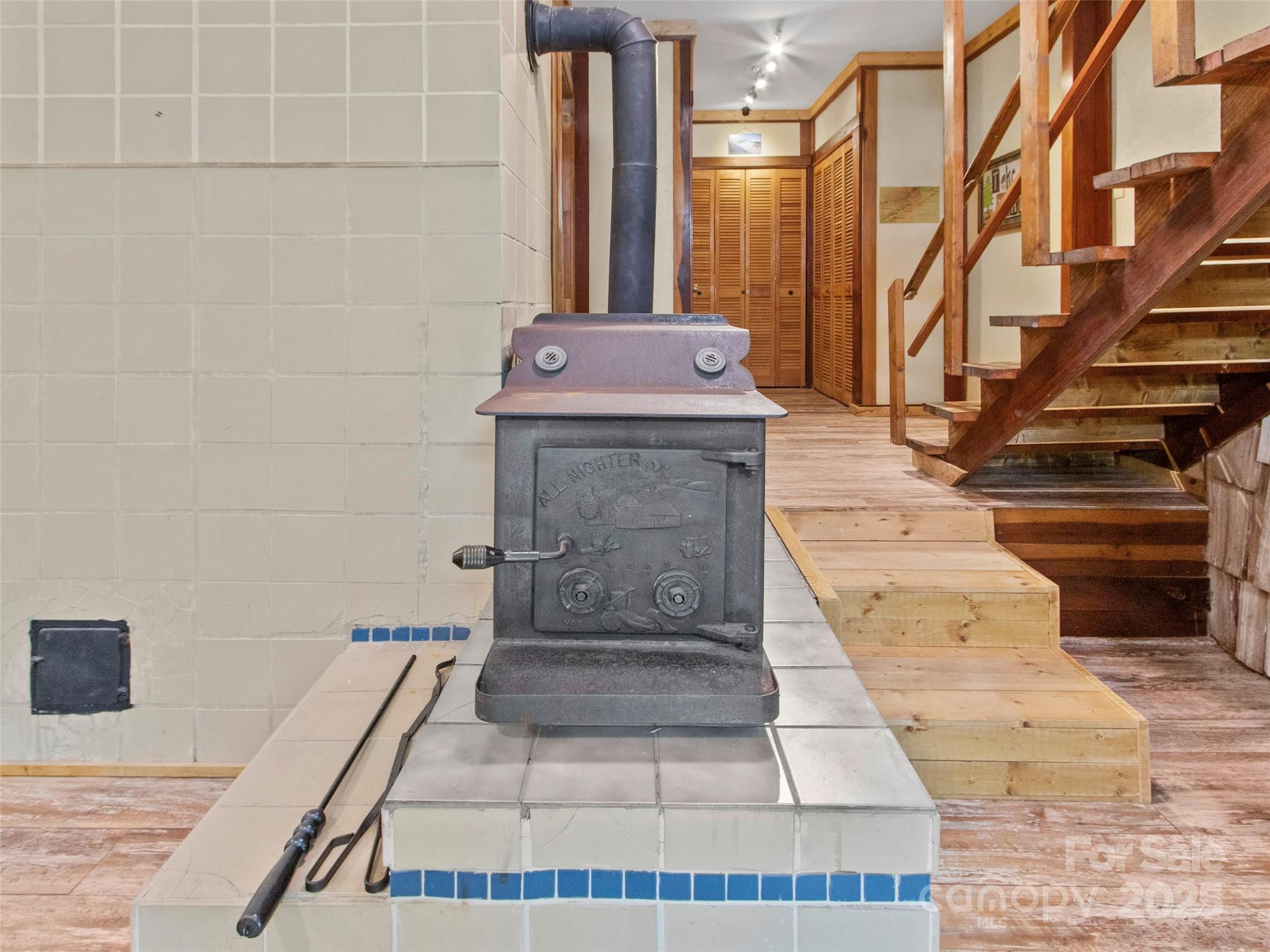 Mt. Mitchell Lands - Residential