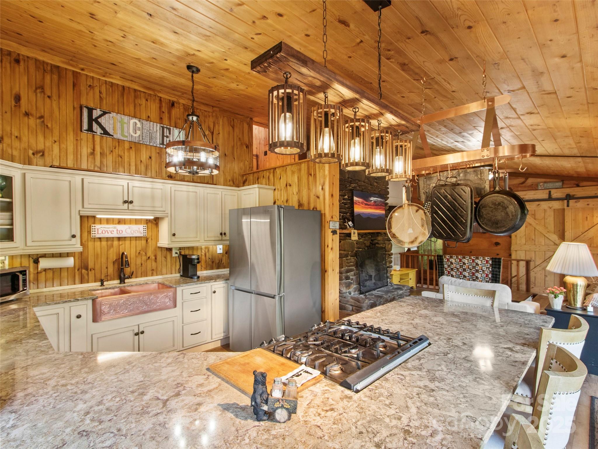 Mt. Mitchell Lands - Residential