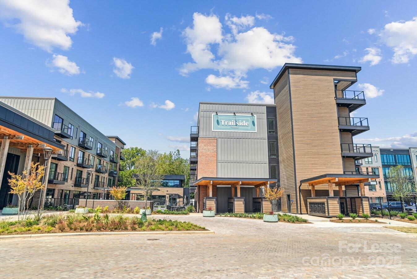 Charlotte, North Carolina 28206, United States, 2 Bedrooms Bedrooms, ,2 BathroomsBathrooms,Residential,Active,208340