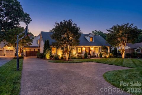 Photo of 3335 Providence Road, Charlotte, NC 28211 (MLS # 4370866)