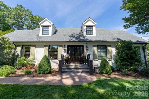 Photo of 3335 Providence Road, Charlotte, NC 28211 (MLS # 4370866)