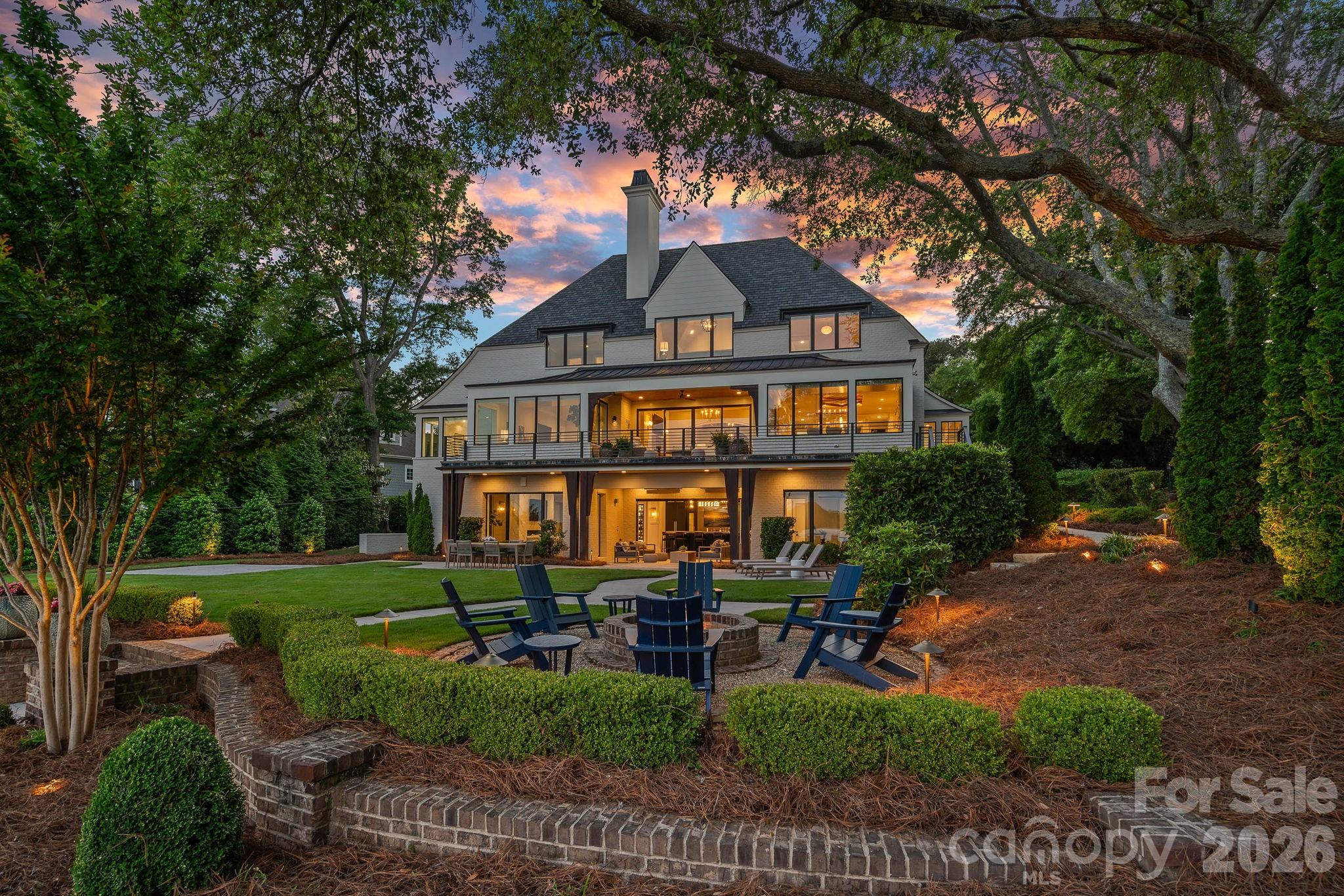 Live Oaks - Residential