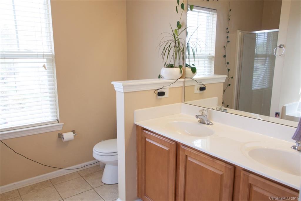 Autumn Cove At Lake Wylie - Residential