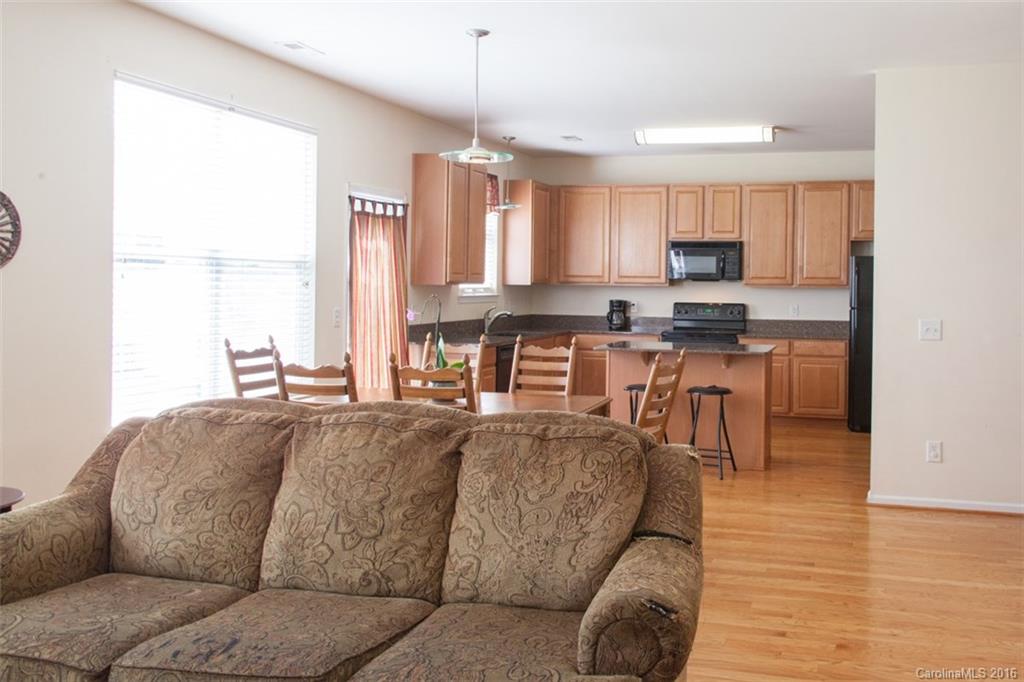 Autumn Cove At Lake Wylie - Residential