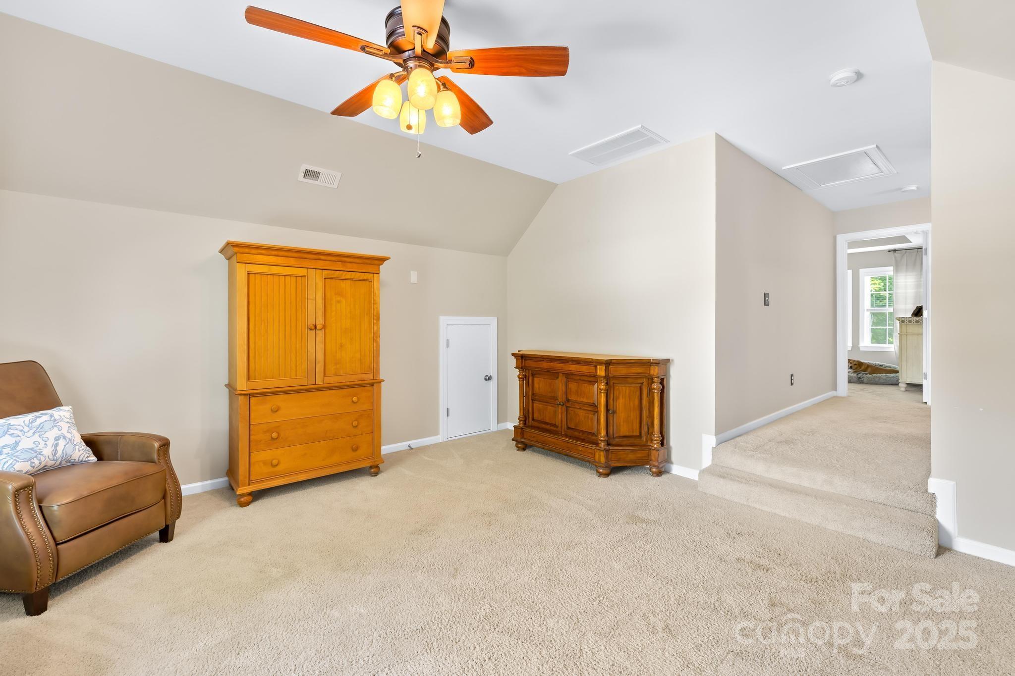 Winding Walk - Residential