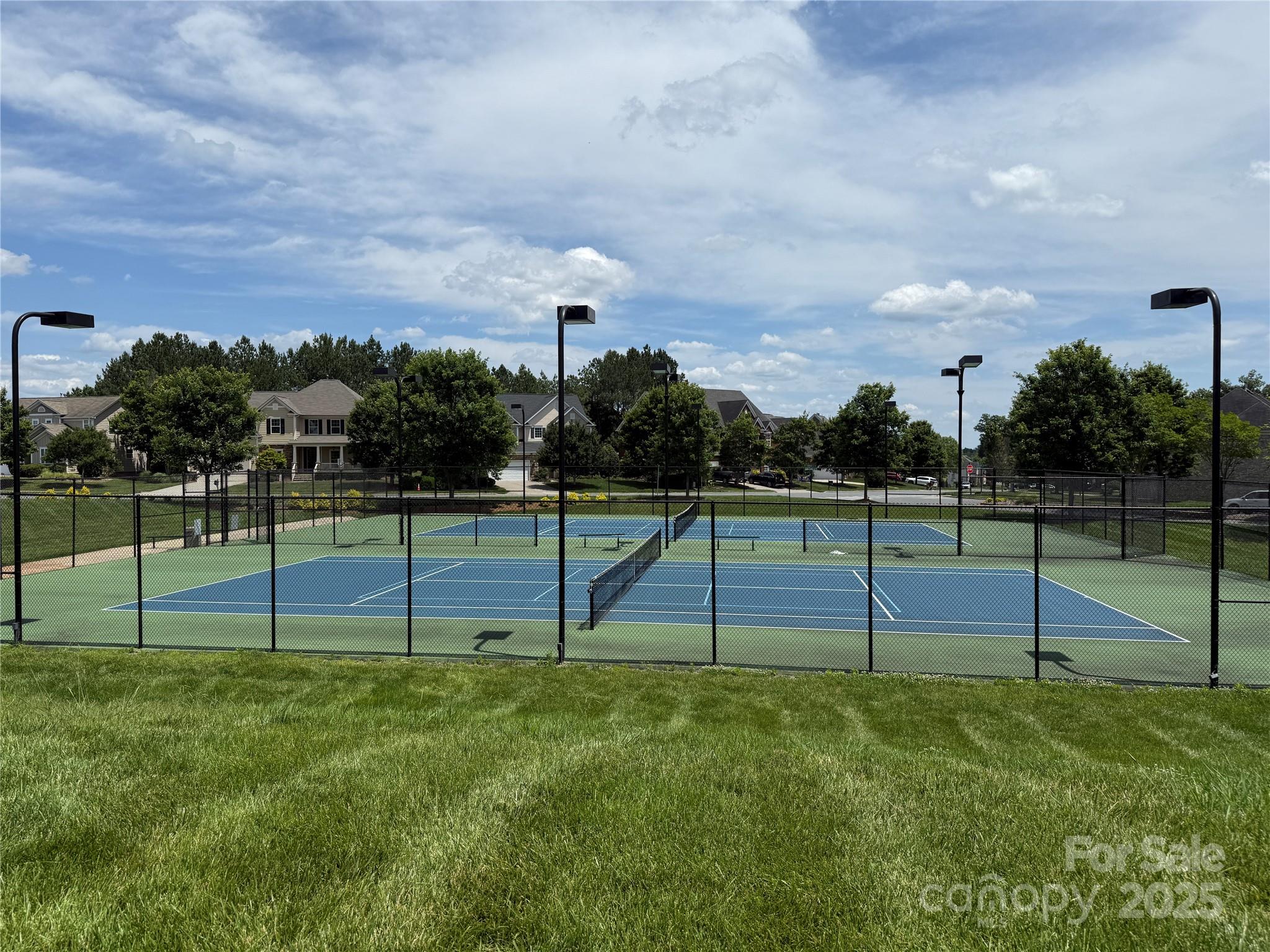 Winding Walk - Residential