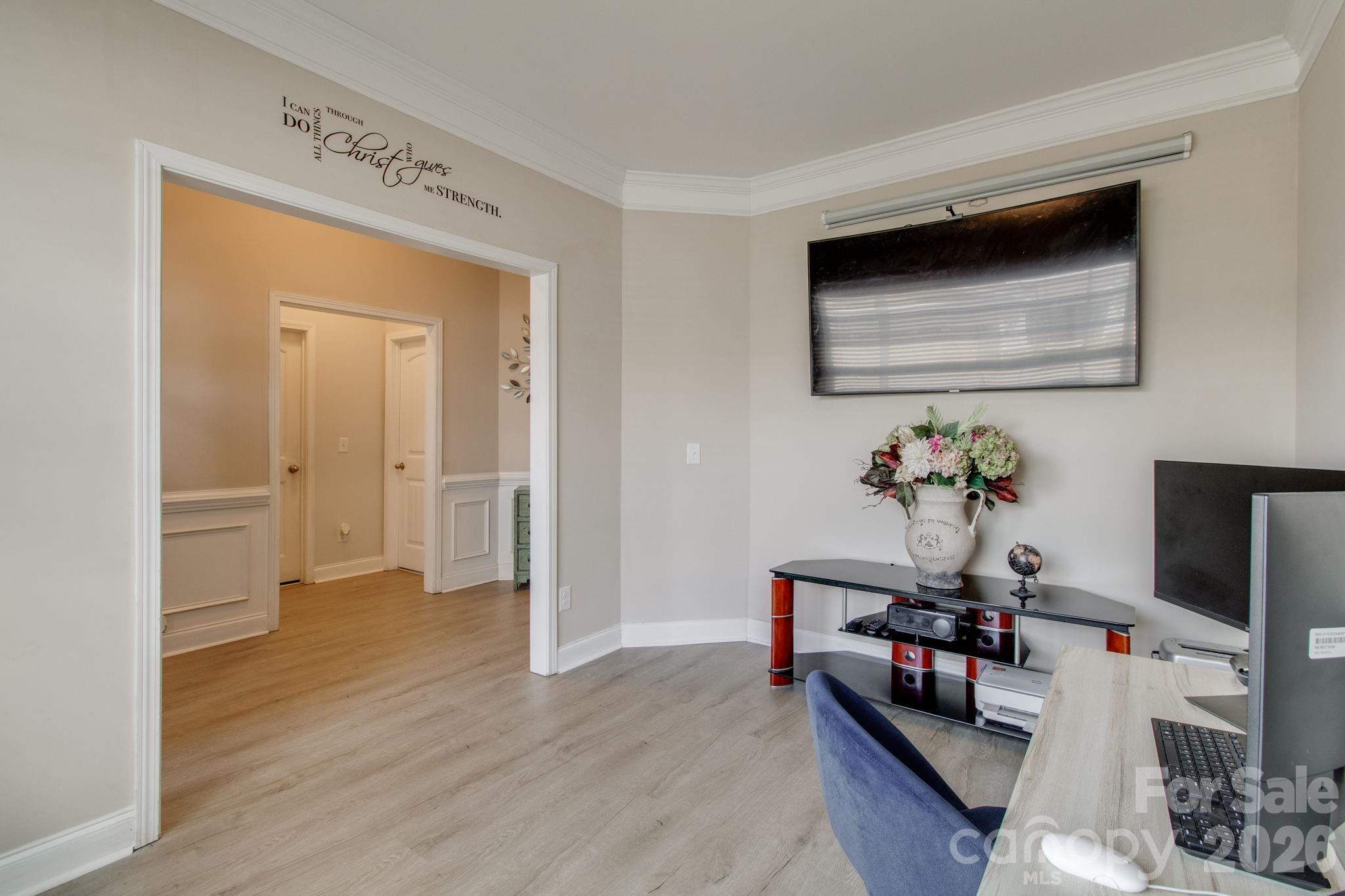 613 SCARLET BABY Drive