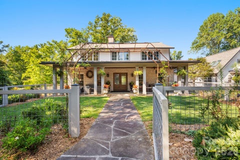 Photo of 1 Orchid Lane, Asheville, NC 28803 (MLS # 4421419)
