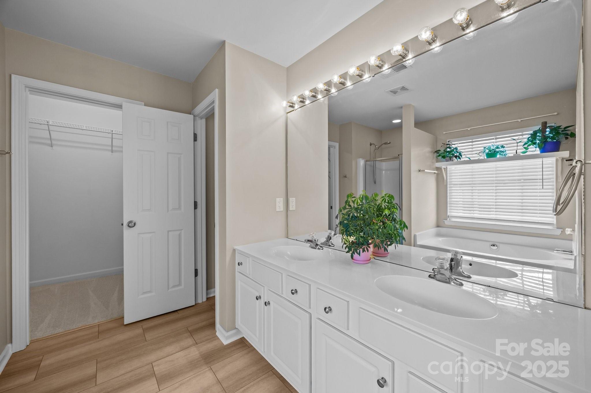 Reavencrest - Residential