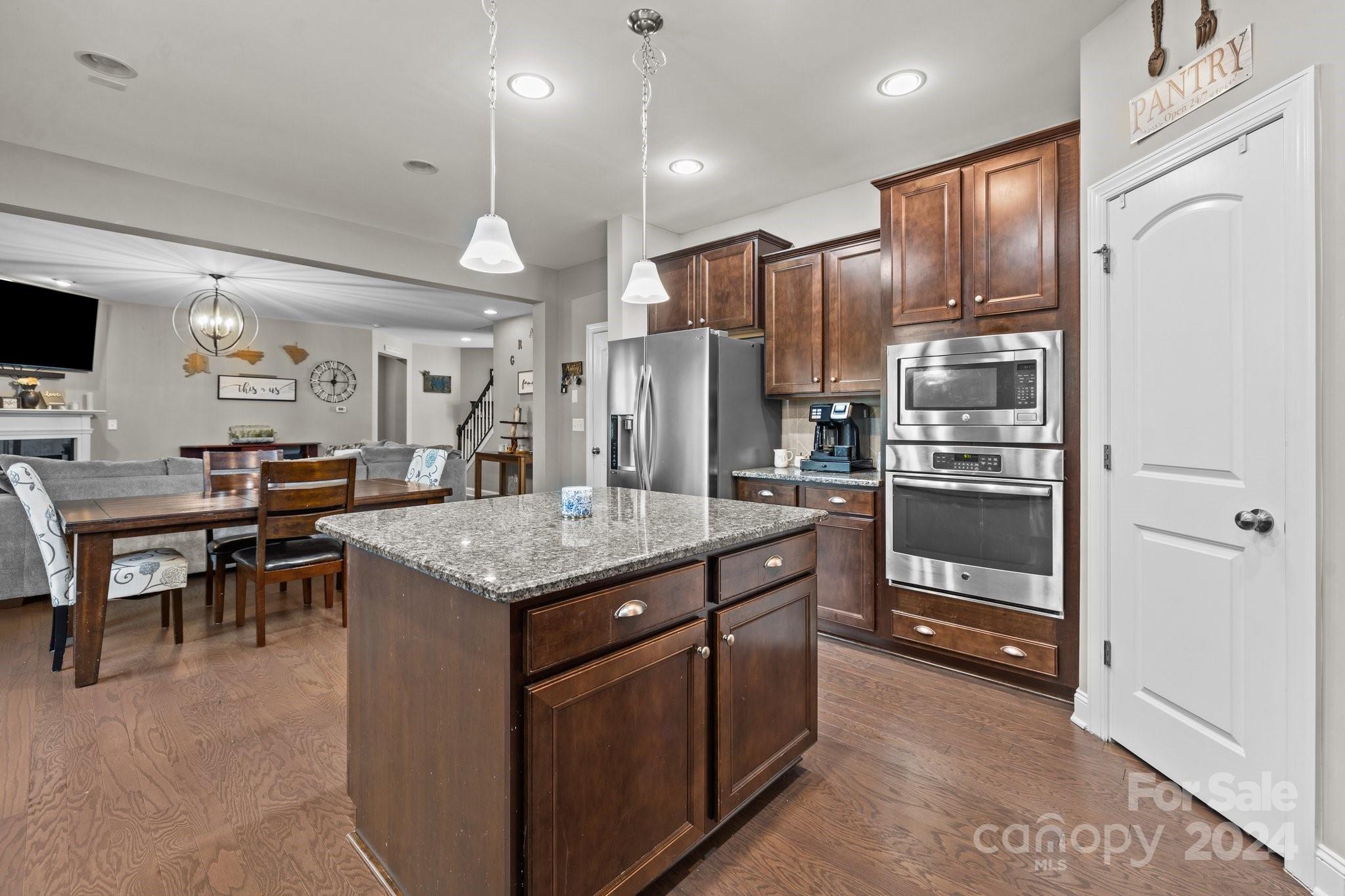 The Palisades - Residential